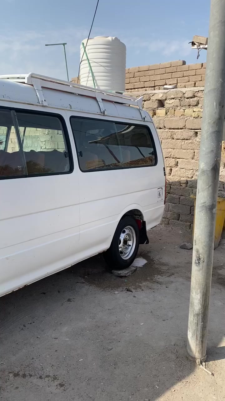 سلام عليكم جنبي مديل ١٤ (موصليه)مكينه بلاديه تخم تاير حداده نص عمر السياره جاهزه للخير من كلشي اي نقص مابيه دواخله جديده توه مدوشمه السعر ٣٨وبيه مجال قليل حك الجيه المكان البصره قضاء القرنه السنويه تفاصيل بسم مواطن (رجاءً مو شراي لا تعلق ولا دوخني)للستفسار ***********
