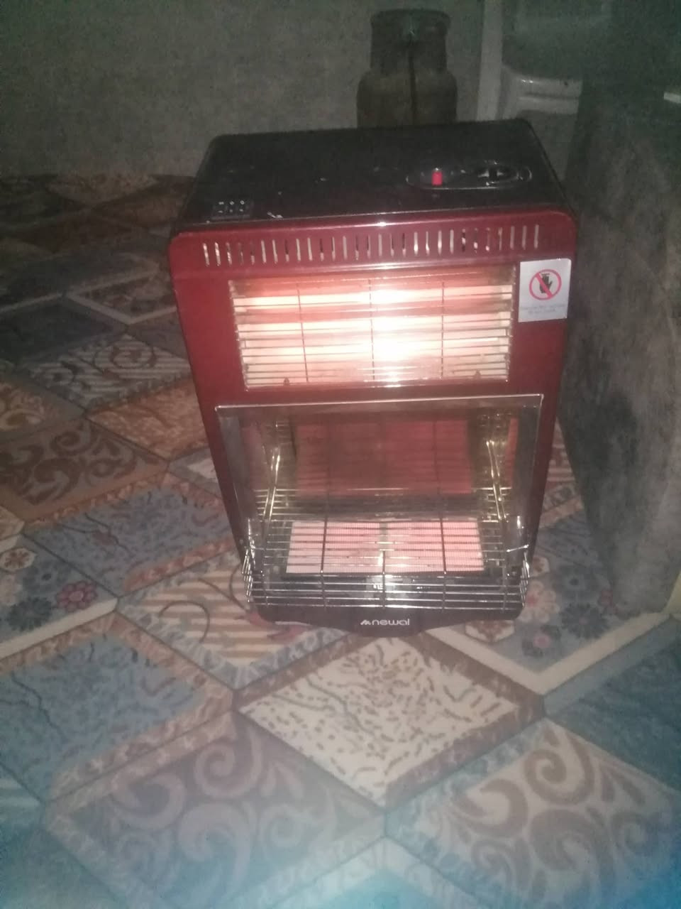 صوبه غاز كهربائيه شركه نوال سعره ٧٠ مكاني الديوانيه شارع الوكفه *********** بي واتساب
