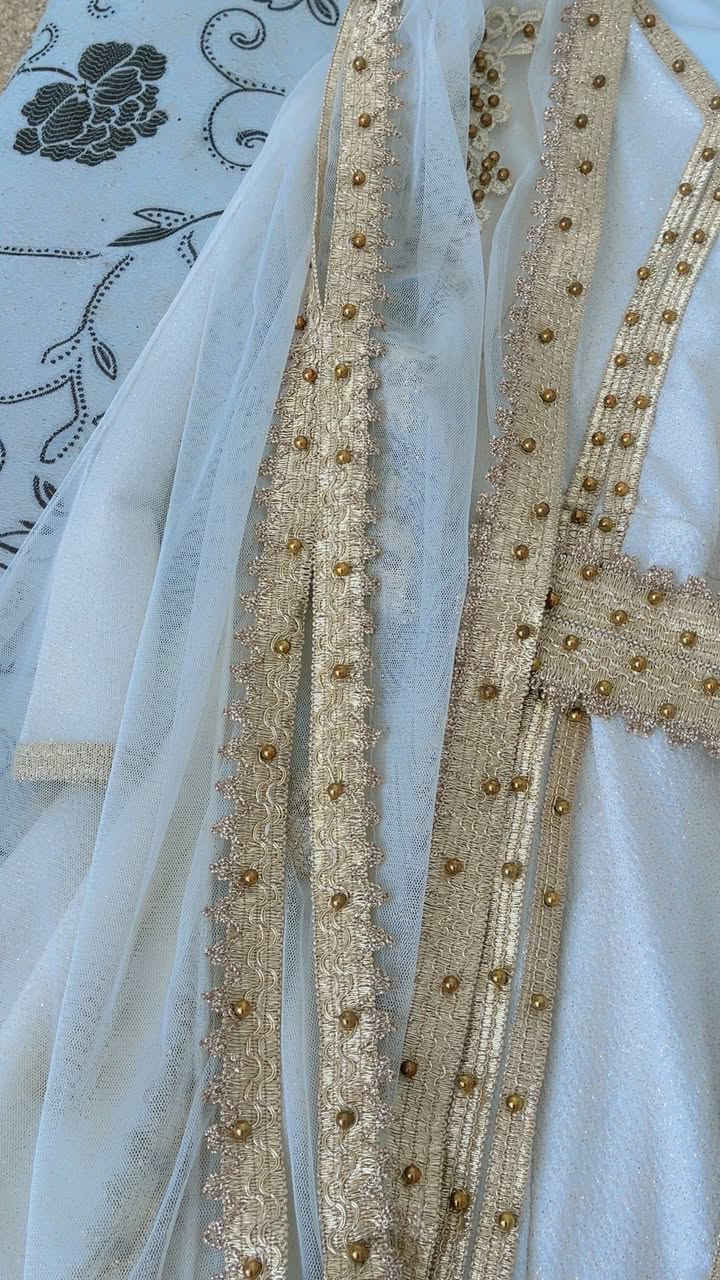 قفطان للبيع اخذته ب ٤٥ انتن قيمنه بس بذمه وضمير 🌸


**إذا كنت صاحب هذا الإعلان وتريد حذفه لأي سبب، رجاءا أرسل رسالة إلى الدعم الفني**