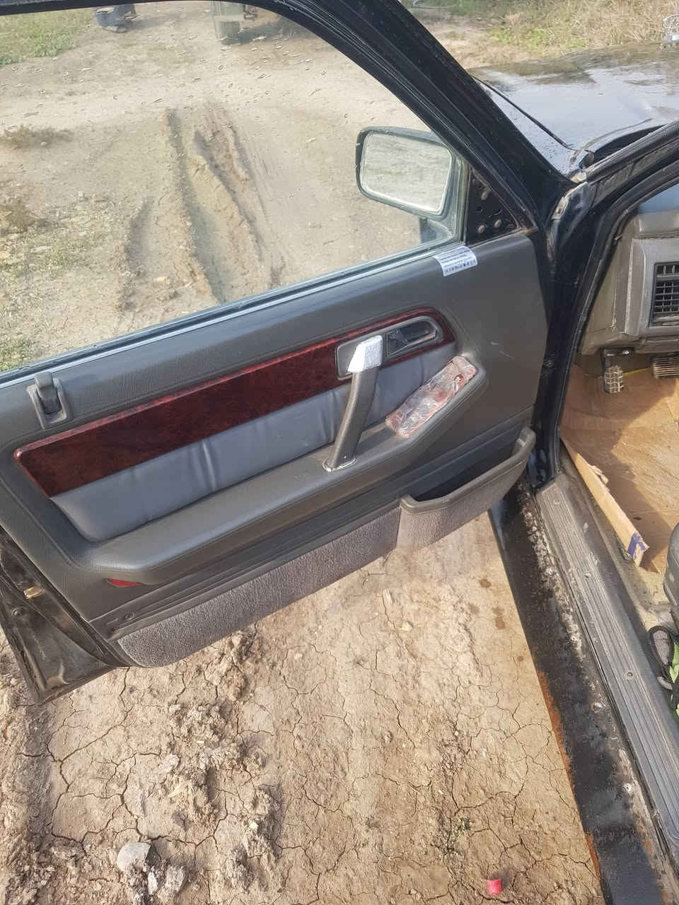 سلام عليكم
كيه بوديشا رقم بغداد الماني كير ومحرك واكسن شاصي كفاله 
سياره مصبوغه عام بدون طخه سياره بسمي مكاني بغداد الكاظميه 
السعر ٣٤ورقه بيها مجال *********** اتصال او وتساب
