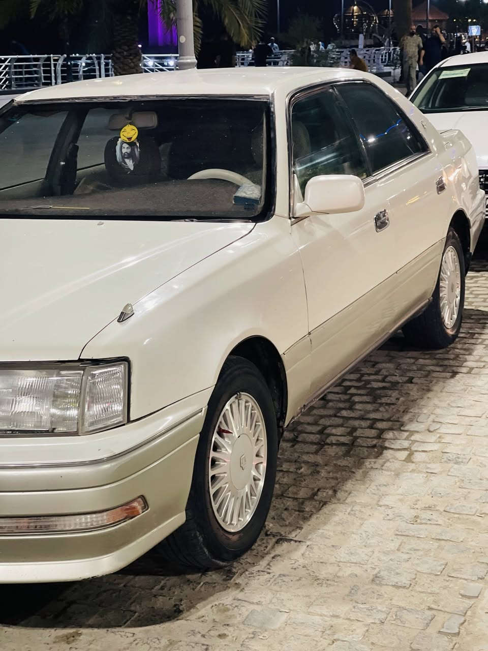 السلام عليكم 
راس الثور للبيع كفاله كص ونقل وعيب شرعي بيهه ضربه خفيفه بالجاملغ الامامي فقط سنويه لل30 شرط المداور راعيها يمي مكينه وكير جدد 3000 فيشتين فيفي تي حداده تبريد تخم تاير كله جديد السعر 86 وبيهه مجال قليل مو شراي لاتتصل وتعبني 
مكاني القرنه نهر الباشا 
للتواصل ***********
