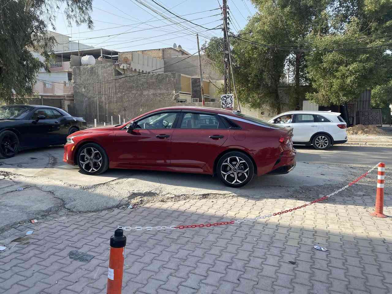 سلام عليكم 
K5. 2021 
3 قطع صبغ بدون دواخل 
فول عدى الفتحه 
مكاني العامرية 
السعر ١٣٨ 
***********
