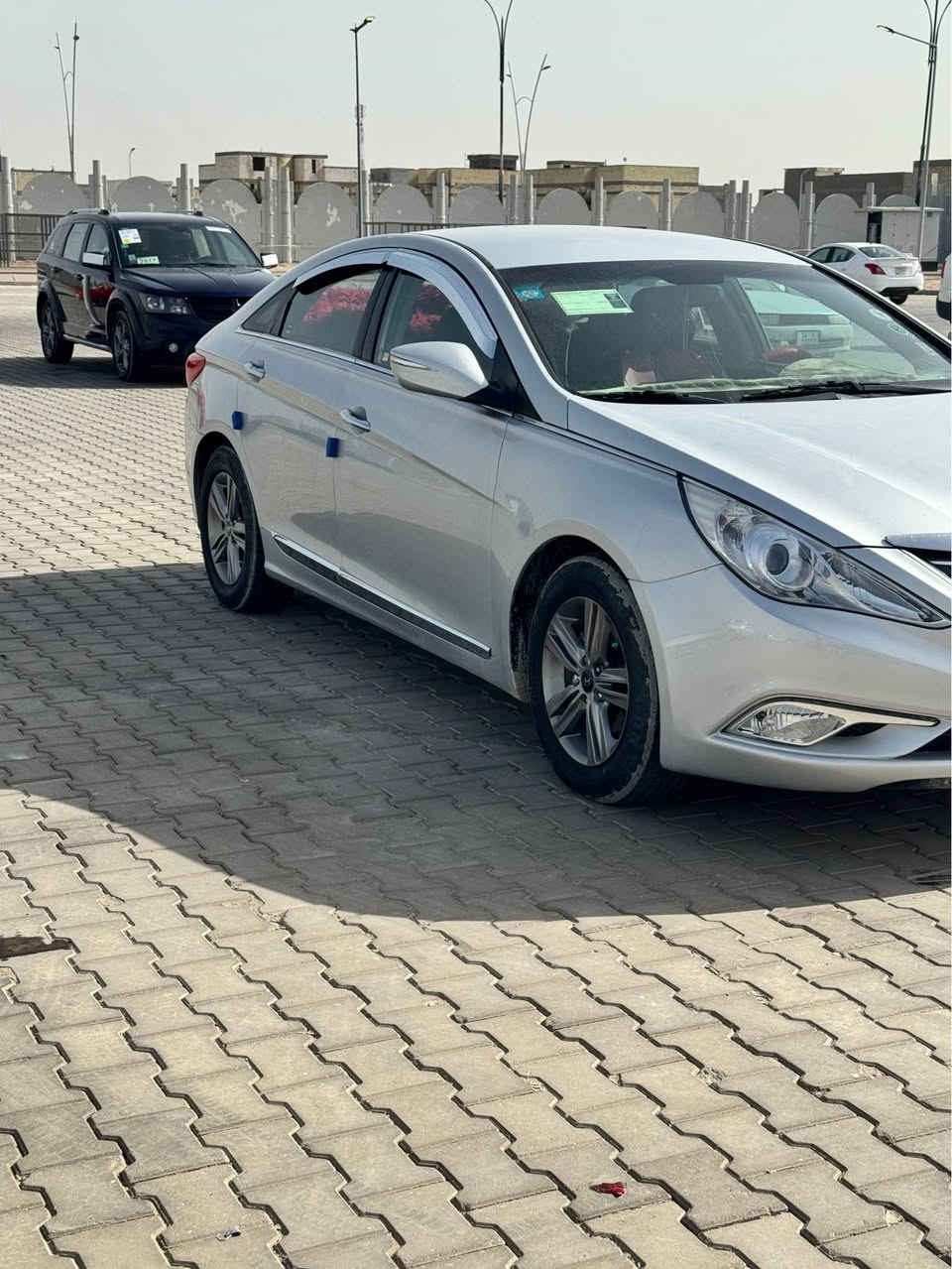 هونداي سوناتا 2014 وارد كوري كفاله عامه عدا الصبغ جديده السياره استخدام شخصي مكينه كير حداديه تبريد كفاله رقم بصره سنويه 30 تحويل مباشر معروفه مواصفاته الكوري مكينه 2.0 LPI مكانها بصره المطيحه مناوي لجم السعر 117 

*********** البصرة, العراق
