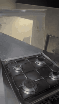 طباخ نظيف للبيع السعر ١٠٠ للاستفسارع الارقام٠٧٨٤٥٢٠٤١٦٣