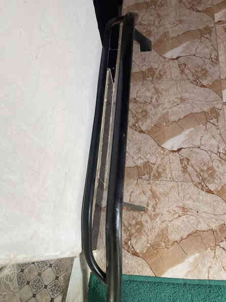 سلام عليكم غراض مال باجيرو جناح خلفي وسبايدرات ودرع كلهن نضاف اتصل وبخدمتك مااتواجد ع الفيس واتساب *********** او اتصال *********** مكاني بصره وتوصيل موجود
