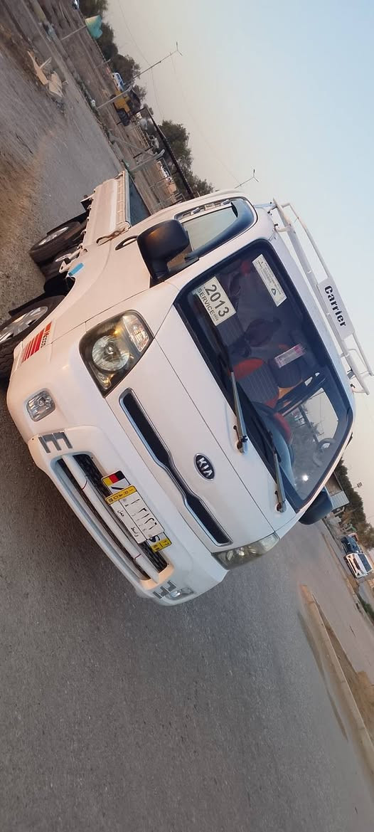 السلام عليكم كيه للبيع موديل 2013 سنويه لل 28 مكفوله كفاله عامه سياره جاهزه تخم تاير حداديه  الإستفسار ع رقم الهاتف ***********
