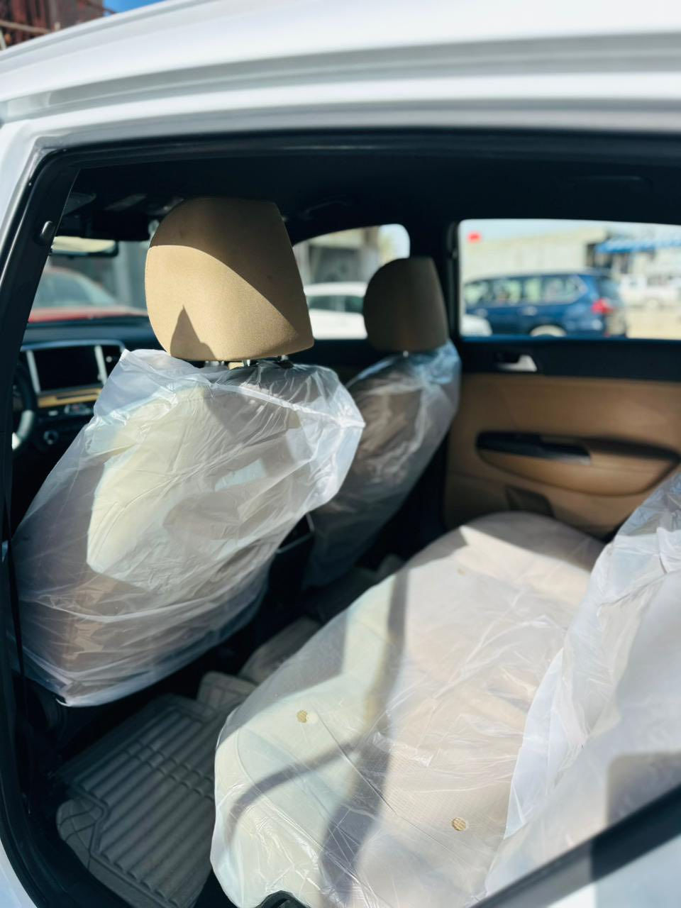 السلام عليكم
سبورتج 2021 انضـف سبورتج بالسوك السياره احلا وانضف من الصور بالف مره

السياره مواصفات نص فول

محرك 2000 دوش

كفاله عاامه والسونار منشور وي الصور

مكاني بغداد الراشديه عبور بوابه بغداد (جديده الشط)

السعر 205 وبيها مجال بسيط

ماشيه 60 الف شرط السونار والفخص

205 وبيها مجال بسيط

***********
