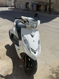 دراجه GTR بيضه  نضيفه دراجه مكفوله  وبلاديه  كلشي بيها بلادي مكينه ما ...