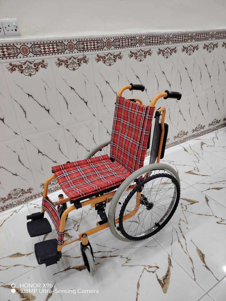 كرسي او عربة معاقين حجم وسط قويه جدا جدا باله تريد تفضل موجود توصيل كل العراق


**إذا كنت صاحب هذا الإعلان وتريد حذفه لأي سبب، رجاءا أرسل رسالة إلى الدعم الفني**