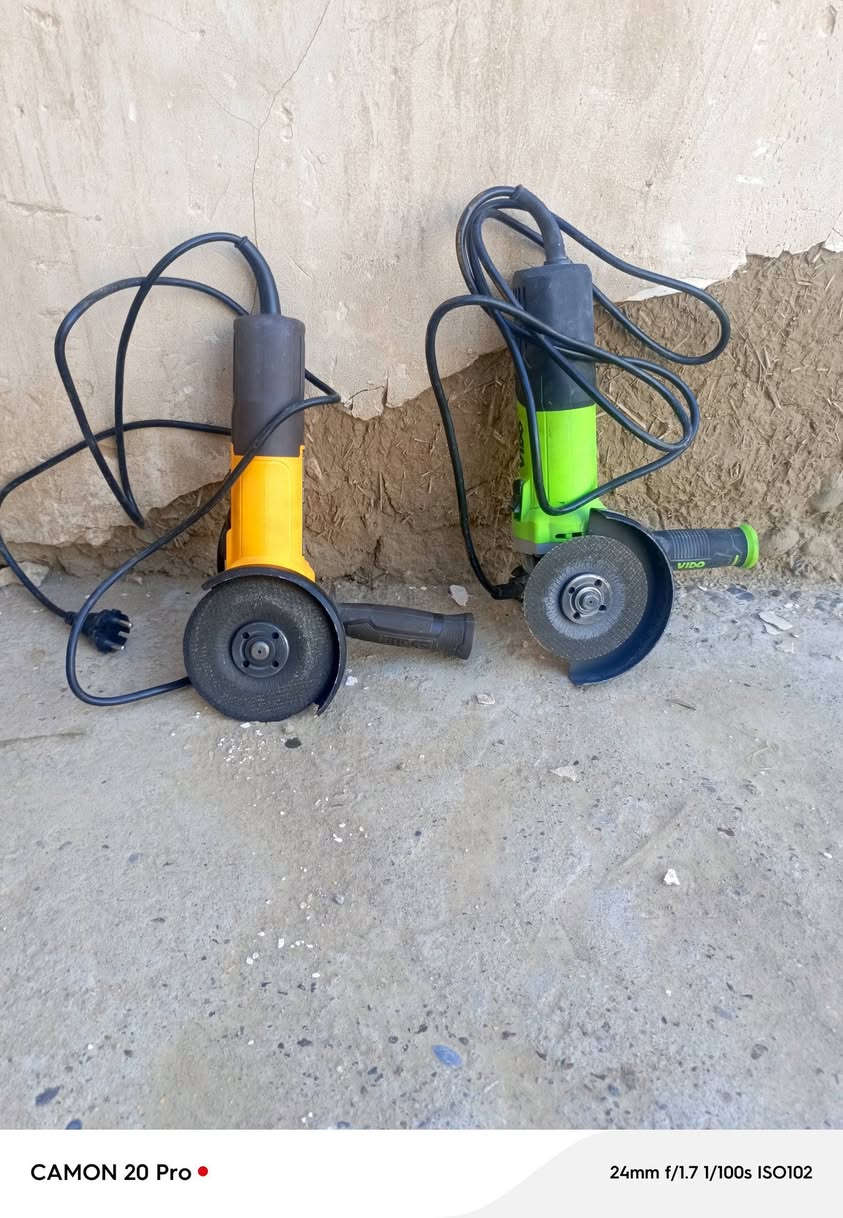 الســلام عليــكم ورحمة الله وبركاته  .. 
اذا عندك اي عمل تعديل  او تصليحات وتحتاج الى عدة عمل مع مولد  وكوسرة ودريل همر وجگ همر تفليش واي عدة اخرى متوفرة بأي وقت  .. 
تريد عدة فقط بالايجار  تريد  عامل معاها هم موجود   .. 
ماعليك سوى الاتصال بالرقم  .(***********)

قرية الصباغية
