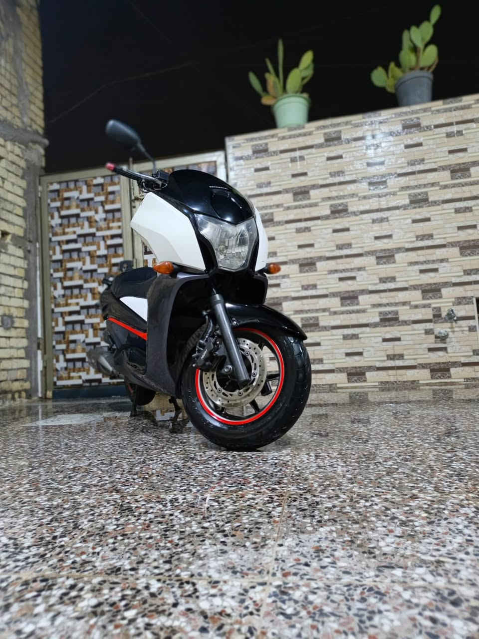 السلام عليكم فاز موديل ١١محرك ٢٥٠ دراجه نضيفه كلش بغداد مدينه الصدر ***********
