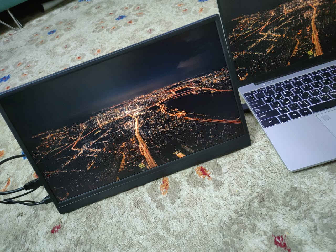 شاشة مونيتر قياس ١٦ انج
قطعتين ب ١٣٥ الف


**إذا كنت صاحب هذا الإعلان وتريد حذفه لأي سبب، رجاءا أرسل رسالة إلى الدعم الفني**