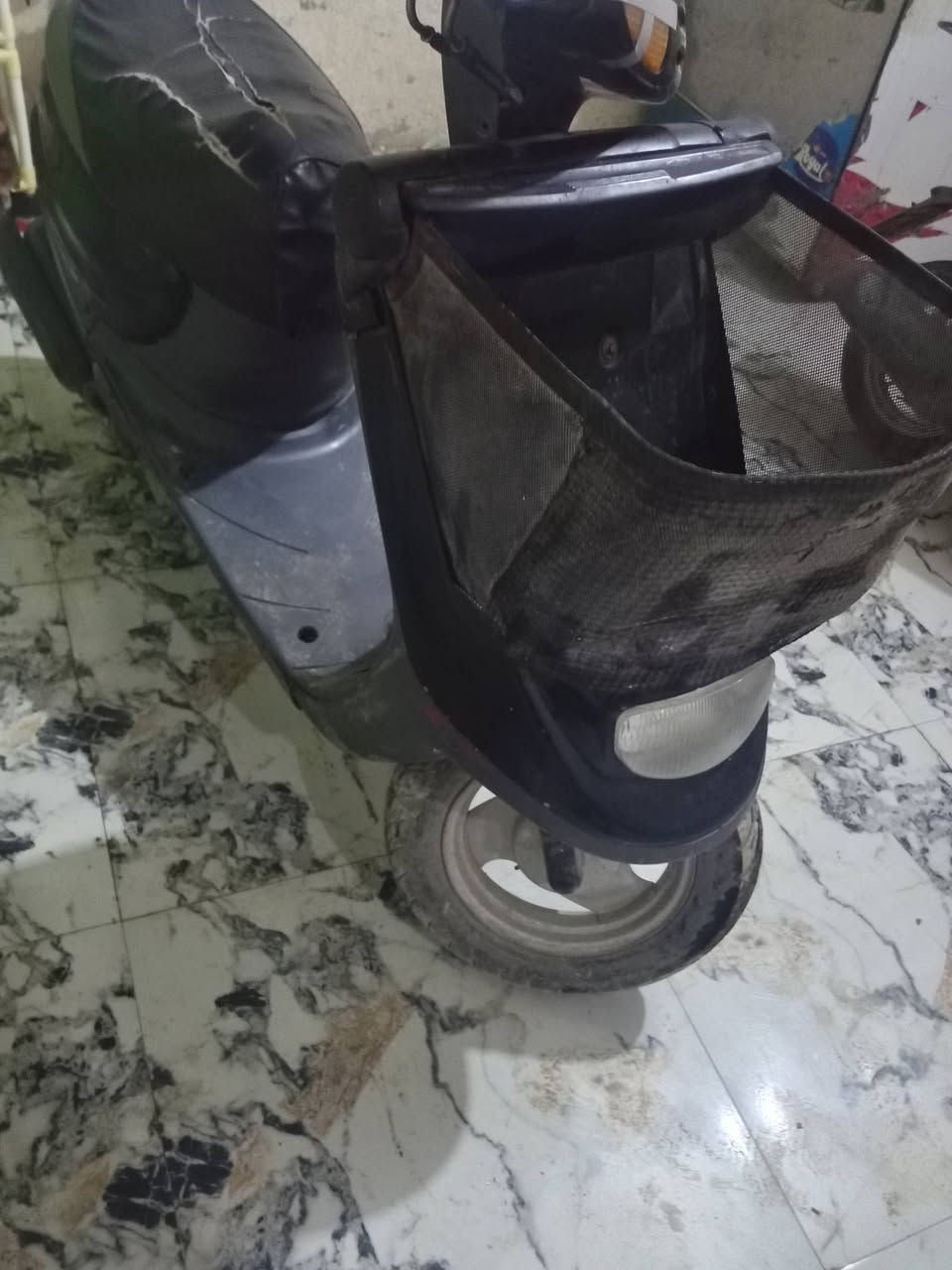 السلام عليكم دراجة منغولي نضيفه جديد محرك حلو شلع تخبل كهربائياته شغاله 
سعر ب 300 وبيها مجال 

مكاني كربلاء  الشبانات 

رقم ***********
