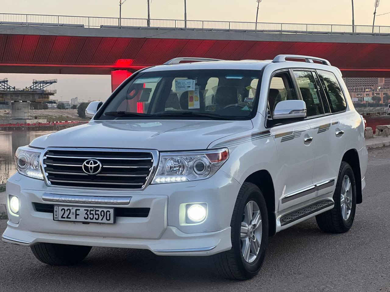 سلام عليكم
لاند كروز 
بريمر موديل 14 
كفالة عامة 
تراي زيرو 
ماشية 158
مكينة كير كفالة 
محرك 6 فول الفول 
عنواني بغداد اليرموك 
سعر 385 وبيها مجال بسيط جداً 
هاتف ‭0777 485 9880‬
