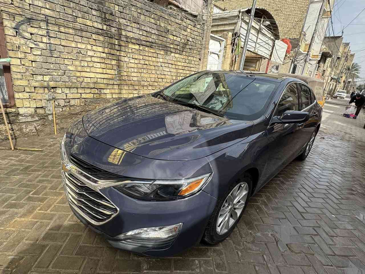 شوفليت ماليبو موديل 2025 مواصفاتLT ماشي 33  ألف مايل سياره  حادثها بابين وچاملغ بدون دواخل حبري كشنات كهربا هيتر  شرط الفحص سياره بدون رقم تترقم بغداد حره مكان سياره بغداد الدوره لاستفسار الاتصال برقم ***********
