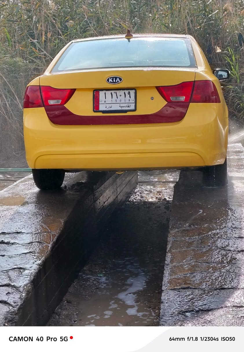 سلام عليكم اوبتيمه موديل ٩ امريكي حادثه بس بنيد والباقي اليبل واحد  بسمي  ثاني يوم مداور السعر ١١٥ ورقه وبيه مجال قليل ***********
