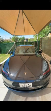 تيسلا model 3 2024 دبل واطور ماشيه 16 قطعتين فقط باب وجاملغ بدون ايربا...