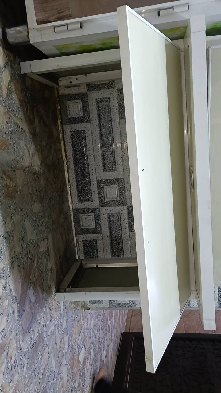 مرحبا كاونتر جديد تفصال 8قطع ويا مرشحه وسنك كامل استعمال قليل***********
