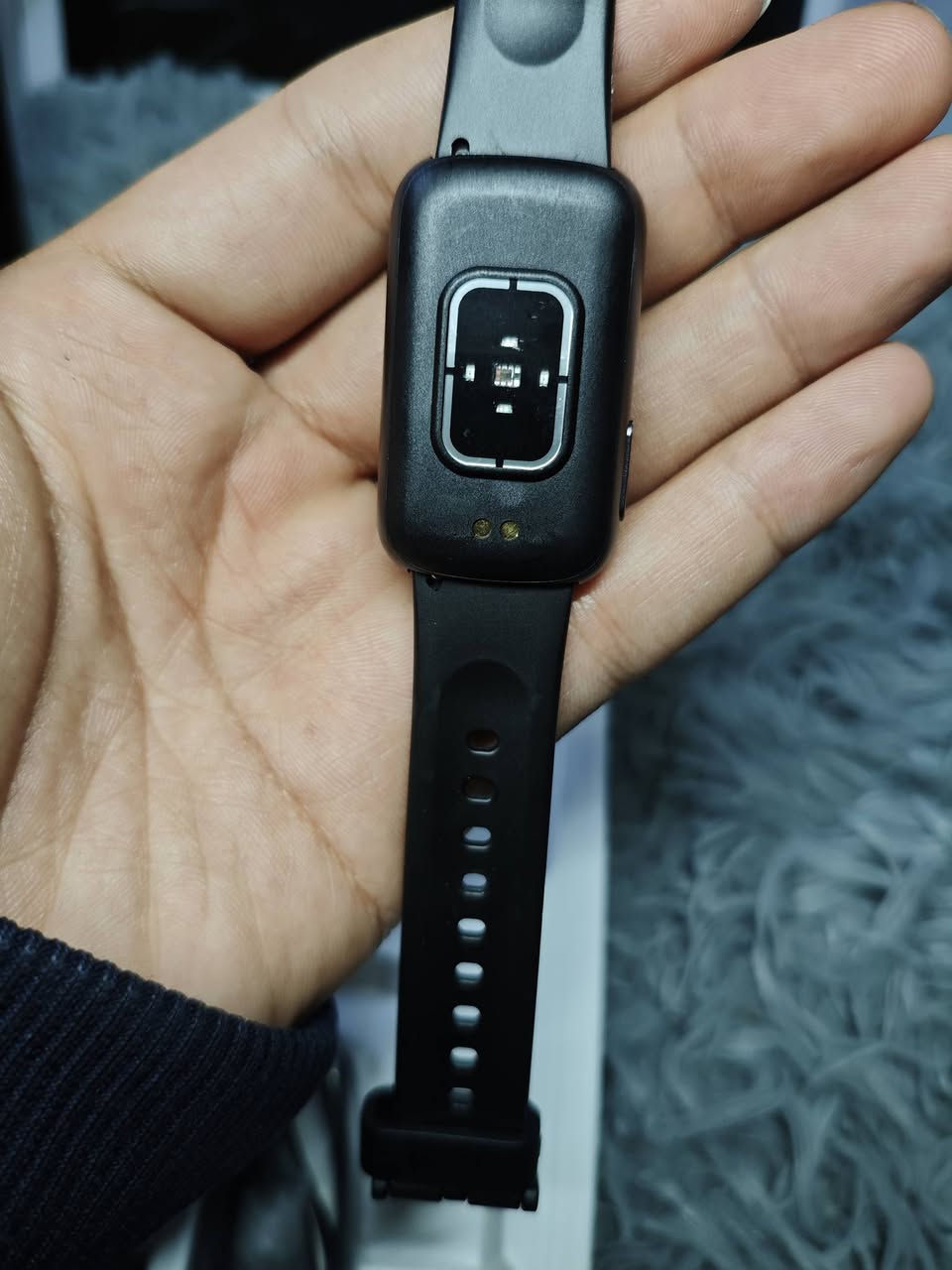 ساعة سمارت تربطها ع برنامج بالهاتف و بيها هواي سوالف..  قياس عدد الخطوات و تحكم بكاميرا الهاتف وتحكمات اخرى.. 
ممكن تغير الخلفية كذلك بيها هواي تصاميم مختلفة  
8 الاف


**إذا كنت صاحب هذا الإعلان وتريد حذفه لأي سبب، رجاءا أرسل رسالة إلى الدعم الفني**