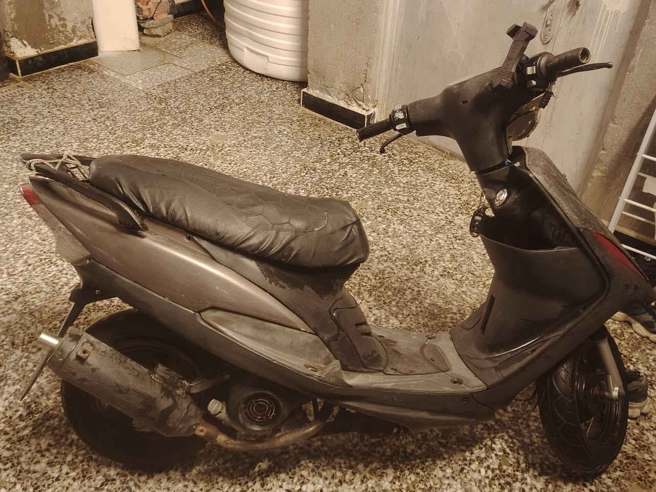 دراجه ماكس نضيفه كلجات رياضي
صالنصه رياضي
مكاني بغداد حسينيه سعر دراجه 350 الف رقمي ***********
