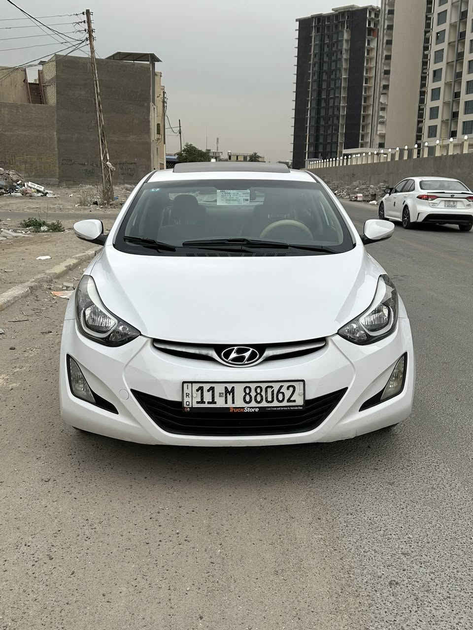 السلام عليكم النتره ٢٠١٦ خليجي محرك ١٨٠٠ دوش 
فتحه  تحكم ستيرن و شاشه و السياره  بيه صبغ بدوسه جاهزه بدون نواقص السعر ١٣٠ ورقه و مكان السياره بغداد
***********
