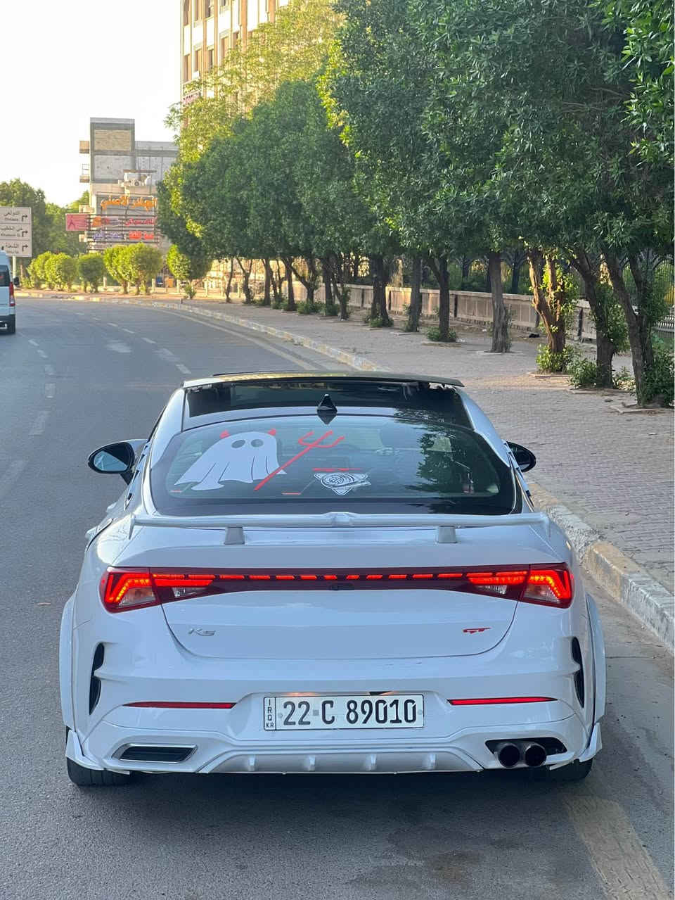 سلام عليكم
Kia k5 gt line 1.6 torbo

نضام الدفع AWD
موديل 2022
فول مواصفات 
بصمه تشغيل 
بصمه دخول بابين ذكيه صندوق ذكي 
بانوراما فتحتين 
رادار امامي 
كامره بالجامه تحديد المسار 
رادارات خلفيه نقاط عمياء 
اشاير بالمري وتدفئه بالمرايه 
6 عدسات اماميه 
لد نهاري برتقالي 🟠
بلوجكترات اماميه 
لد لخلفي مسطره 
ويل حجم 18 
شاشه كبيره تحكمات القياده من داخل الشاشه
كشنات جلد اسود 
كشنات كهرباء 
تدفئة كشنات 
تدفئة ستسرن 
ستيرن حرف D رياضي كاربون 
نفكيشن 
اوتو هولد 
سايد بريك دكمه 
شحن لاسلكي 
مع مخارج شحن جارج فاست تدعم ابل كار بلي واندرويد اوتو مع منافذ شحن خلفيه 
داخل اسود بالكامل 

 الاضافات والتزويد 
المكينه عليه بلكات ريسنك 
نوزلات ريسنك 
مجاول ريسنك 
توربو اكبر 
وعطاس توربو 
برمجه سيفتي 
سستم اكزوز كامل بورلا اتاك 
سبيسرات 4 
وايد بدي كامل موجود 
كت لحايه ودوس ودفيوزر وزعانف اصلي 
سكوب جامه خلفي مري باتمان 
سبايدر خلفي اصلي 
اناره محيطيه متحركه اكثر من 100 مود
ارضيات ريزلاين اصليات 
وبعد هواي نواعم 

ضرر بنيد مصلح نفسه وكلير جاملغ وباب خلف السايق وبارد بالباب الي خلف الراكب مصلح تصليح مضبوط كفاله دواخل 
افحص سونار وين ما يعجبك 

السعر 183$ وبيه مجال بسيط مصروف عليه اكثر من هذه الرقم 

للاستفسار 0️⃣7️⃣8️⃣1️⃣0️⃣6️⃣1️⃣4️⃣4️⃣2️⃣9️⃣
*********** واتساب بغداد, العراق
