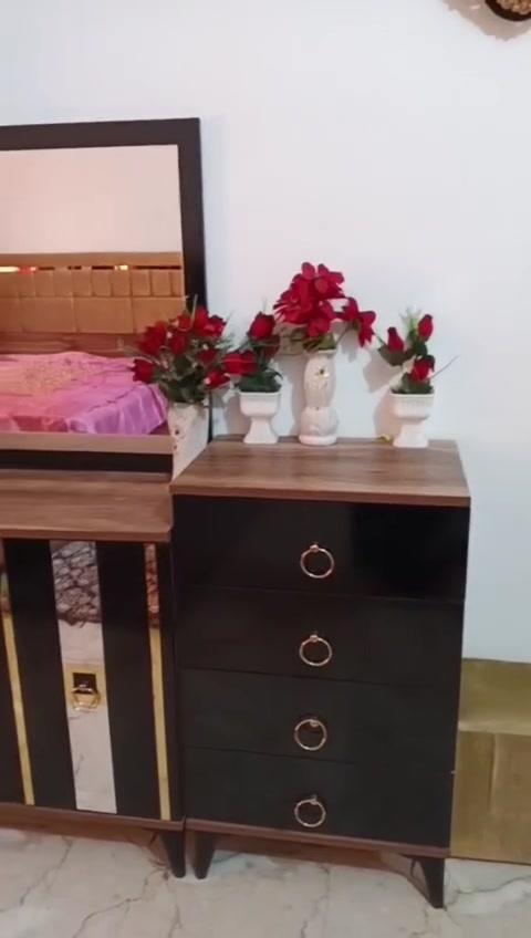 ***********
