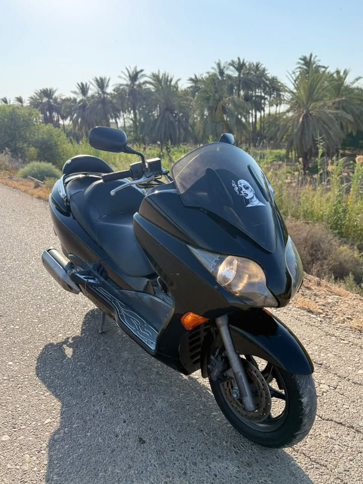 فورزه صفر 10ربمه ماشيه 35 سعر مناسب بيه شخوط قليل
تواصل ***********

