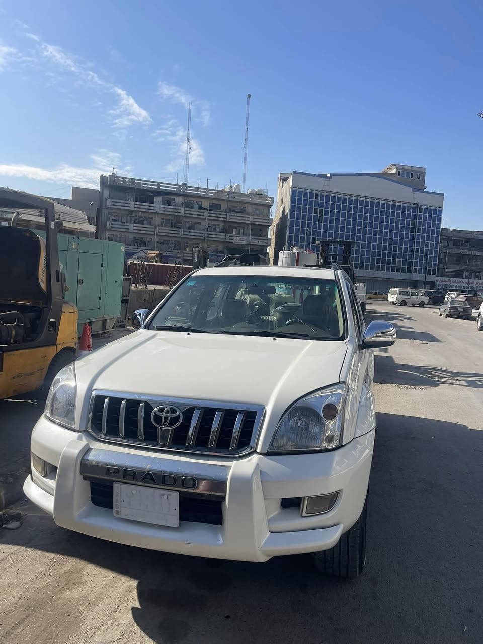 برادو 2009 VX رقم بغداد 
موصفات معروفة
خزان الوقود 180لتر
جكات خلفيه صعود و نزول
محرك 6 سلندر 4000
كشنات تحكم كهرباء 
شاشة 
7 راكب
موقع بغداد 
السعر 195
رقم الهاتف 
***********
