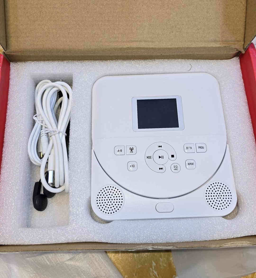 ام بي اثري او مشغل رام افلاش 
شحن تايب سي + هيتفون 
بضاعه اوربيه  سعر القطعه 7 
عنواني فاو جنوبيه 
***********
