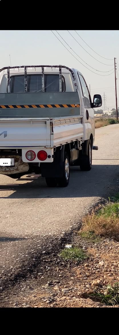 السلام عليكم للبيع
كيا بنكو 2700 
مديل((2010))" سياره كفاله عامه شرط سونار 
سياره مكفوله من طخه من صبغ من خياس دووسات
سياره ع وضع الشركهً برغي ممفتوح بيه مكينه بلاد ممفتوحه بيه بخار بدون اي صرف او تبخير سبيرات شركه بعده ممفتوح تخم تاير جديد سياره ماشيه ((Km158)) الف 
سياره كلش جديده ارضيه وكشنات بلاد بدوون دوشمه 

للاستفسار اكثر هاذ رقمي ***********
