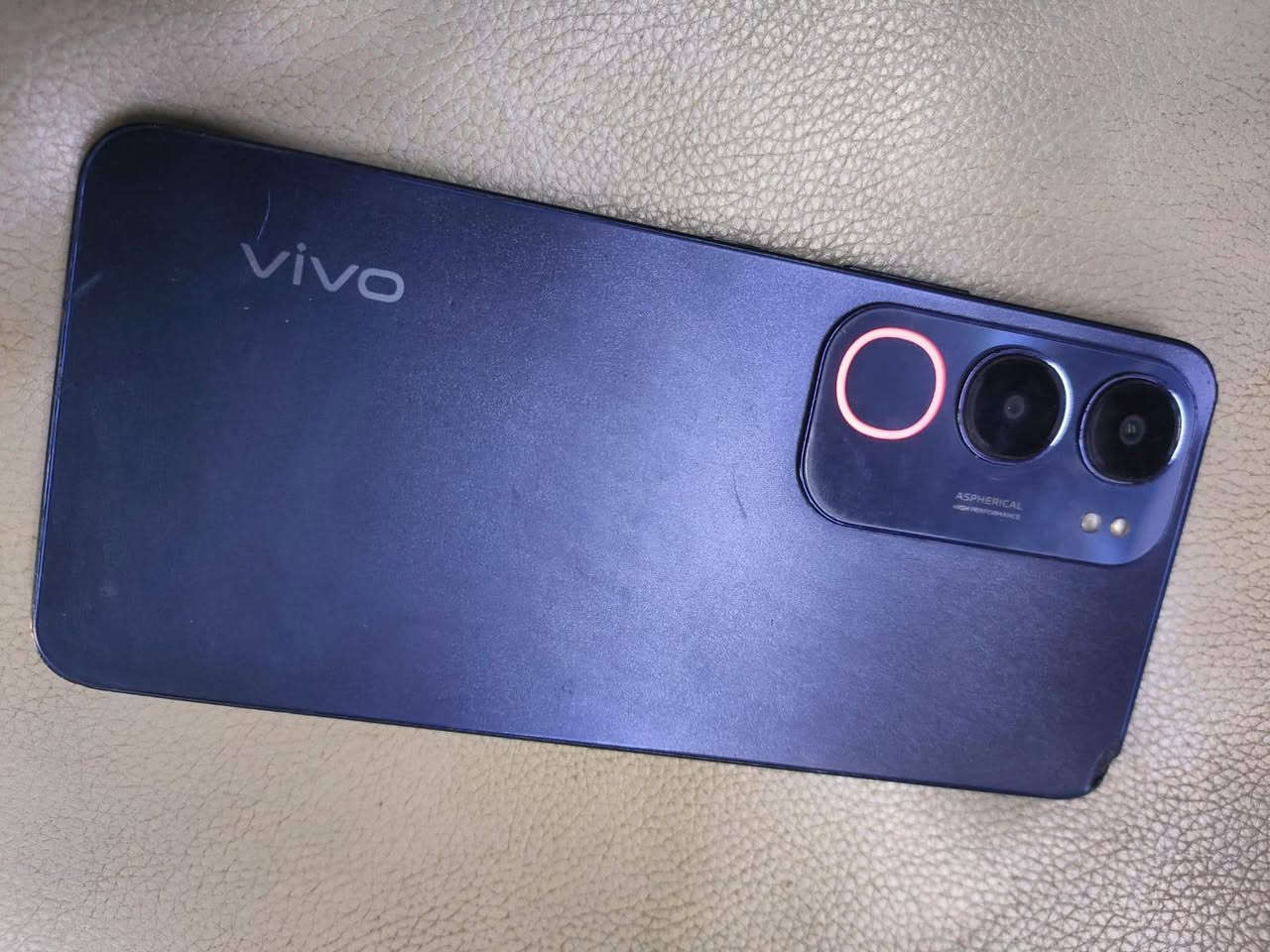 vivo Y19s Pro 
للمروس شعندك نزل


**إذا كنت صاحب هذا الإعلان وتريد حذفه لأي سبب، رجاءا أرسل رسالة إلى الدعم الفني**
