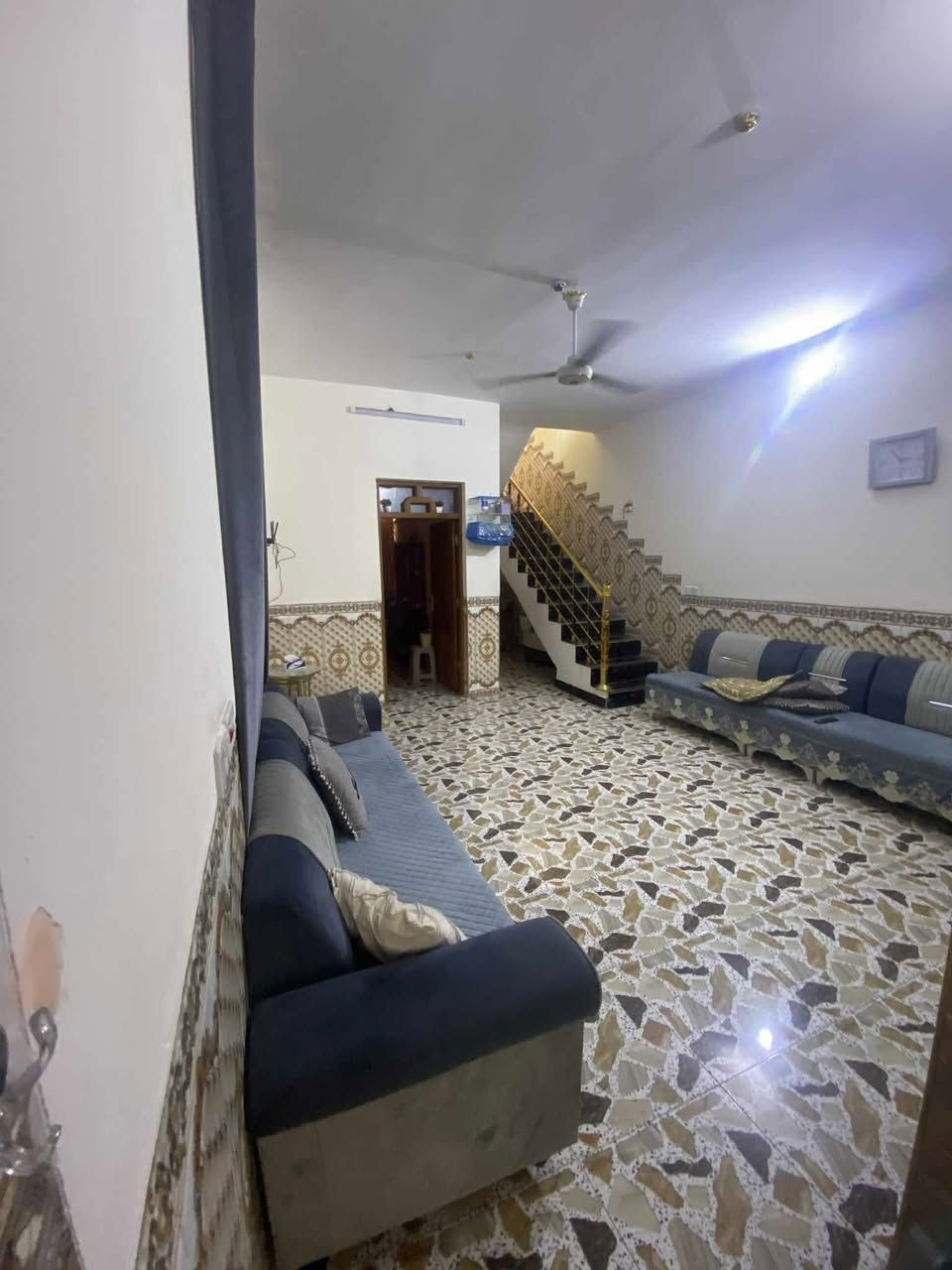 🕋بسم الله الرحمٰن الرحيم 🕋

👋السلام عليكم ورحمة الله وبركاته👋

🏪يعلن مكتب انمار للعقار

🌄الانبار قضاء الفلوجه

🏡 بيت 

#للبيع الشهداء قرب جامع الهجرتين البيت يطل على ساحة 

🚧 بناء طابوك 

📐المساحه 125 م 
 
 

📃طابو صرف سند تحويل ملكيه بسم شخص واحد 

🛣️شارع 10 م

🏠طابقين  بناء 2022 

🔵استقبال 
🔵مطبخ 
🔵غرف عدد 2 +صحيات +صاله طابق ثاني 
🔵مناور عدد 2
🔵صاله 
🔵صحيات 2

 

💲#السعر المعلن 110 مليون من قبل صاحب العقار وقابل للتفاوض 

ملاحظه يرهم مراوس اذا اكو شي مناسب بالجغيفي الثانيه او بغير مكان 

🧑‍💻عزيزي عندك عقار وتريد تبيعه باسرع وقت راسل صفحتنه نلبي لك طلبك 🙏♥️

⁉️للاستفسار اكثر مراسله صفحتنا او زياره المكتب انمار للعقار الواقع على شارع 60 مجاور مطعم  نفر بخاري  ومجاور المطعم وكوفي بلاك ساراي شارع السكلات او الاتصال 

☎️***********☎️كورك 
☎️***********☎️ واتساب  

⁉️اذا كنت تملك عقار وترغب في نشره مراسله صفحتنا او زياره المكتب انمار للعقار او ارسال المعلومات على الواتساب ☎️👆

⁉️الاسعار المعلنه في مكتبنا تحدد من قبل البائع وليس المكتب ونجمع البائع والمشتري وجها لوجه لاتمام عمليه البيع

⁉️متابعه ولايك للصفحه ليصلكم كل ماهو جديد فضلاً وليس أمراً

♥️طابت أوقاتكم بكل خير ♥️
