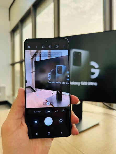 S20 ultra 
المعالج  Snapdragon 865 5G
الكامرة 108MP        
الكامرة الامامية 40MP 
حجم الشاشة 6.9 
الذاكرة 128gb
الرام 12gb
يدعم شريحه واحده ويدعم الشريحه الإلكترونية e-sim
الجهاز نظيف جدا معه العلبه الخاصه به .
نسخة الجهاز أمريكي جديد عندي مفاتحه من نزل الجهاز استخدمته قبل 5 اشهر    .
مكاني بغداد زيونة .
السعر 450.000  

للتواصل ***********
