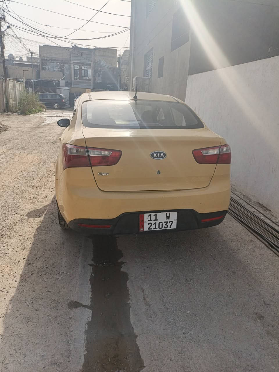 السلام عليكم
كيا ريو 2012 خليجي بدون حادث 
محرك دوش 1600
السعر 83 وبيه مجال 
العنوان بغداد المشتل 
الرقم ***********
