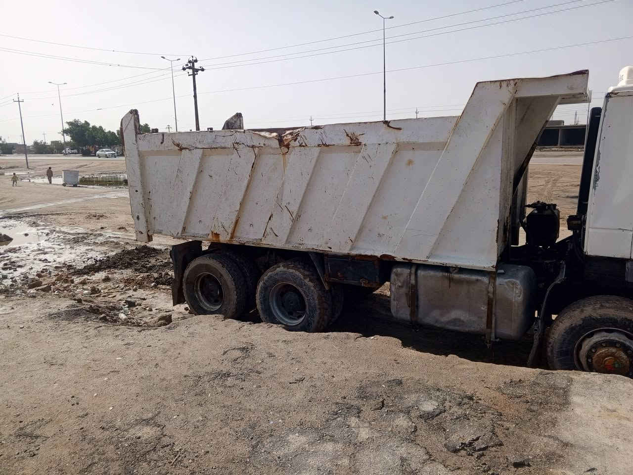 السلام عليك افيكو الفينيه مكينه 120مجفته ستندر كير فلر مجموعه طيره رقم نكليزي المكان  البصره الدير 
***********
