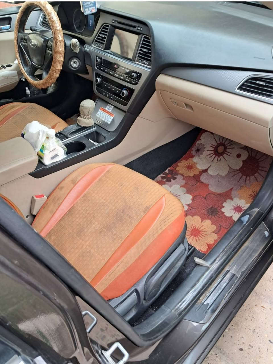 السلام عليكم ورحمةالله وبركاته 
سوناتاا وارد أمريكي ليبل واحد ماعدا البنيد مبدل نظيفه جداا الحمد لله محرك وكير خير من الله ماشيه ٧٦ الف ميل قابله للزيادة محرك ٢٤٠٠ GDI السعر المطلوب ١٢٧ $ قابل للتفاوض 
(***********)
