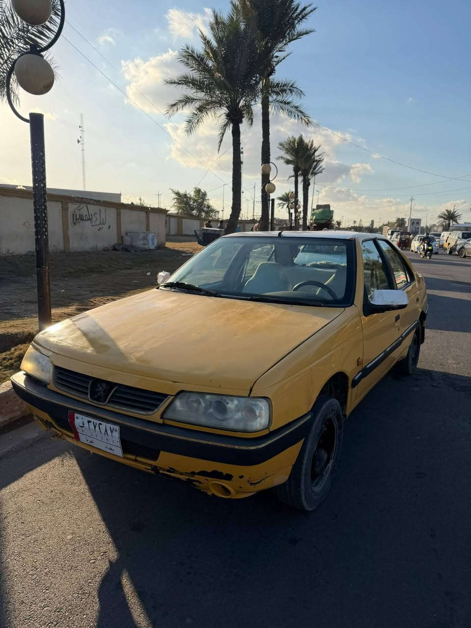 سلام عليكم شباب بيجو موديل 2016السياره بلاديه كير مكينه مكفوله بيهه كد شبر صبغ جوه الباب سعر 43       ***********
