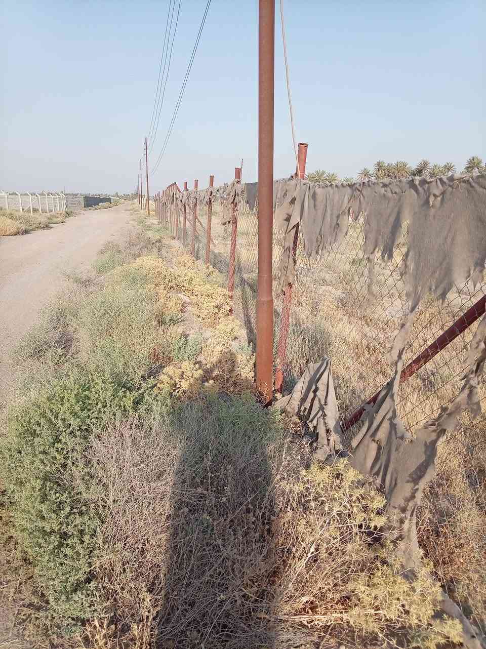 نصف دونم طابو سند ٢٥ في ابو غريب الحمدانيه الأولى السميلات قرب ثانوية الحدباء للبنين ***********
