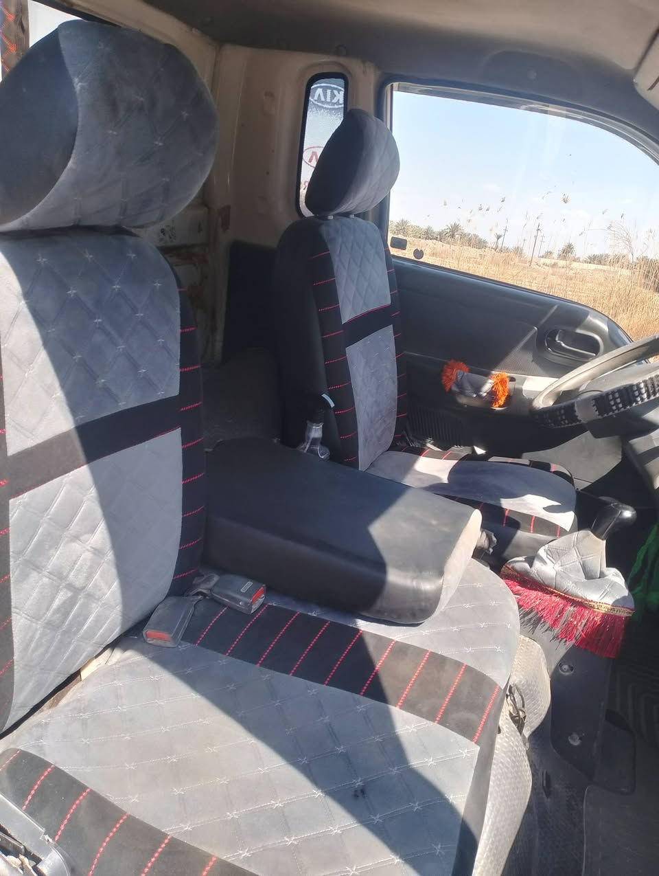 اسلام عليكم كيه للبيع موديل 2012 سياره كفاله عامه سياره بسمي رقم انجليزي واسط تحويل 
ثاني يوم سنويه مجدده 2031 كير ومحرك وكسن وشاصي مكفولات تخم تاير دوشمه جديده السعر 100وبيها مجال العنوان بابل الحصوه ***********
