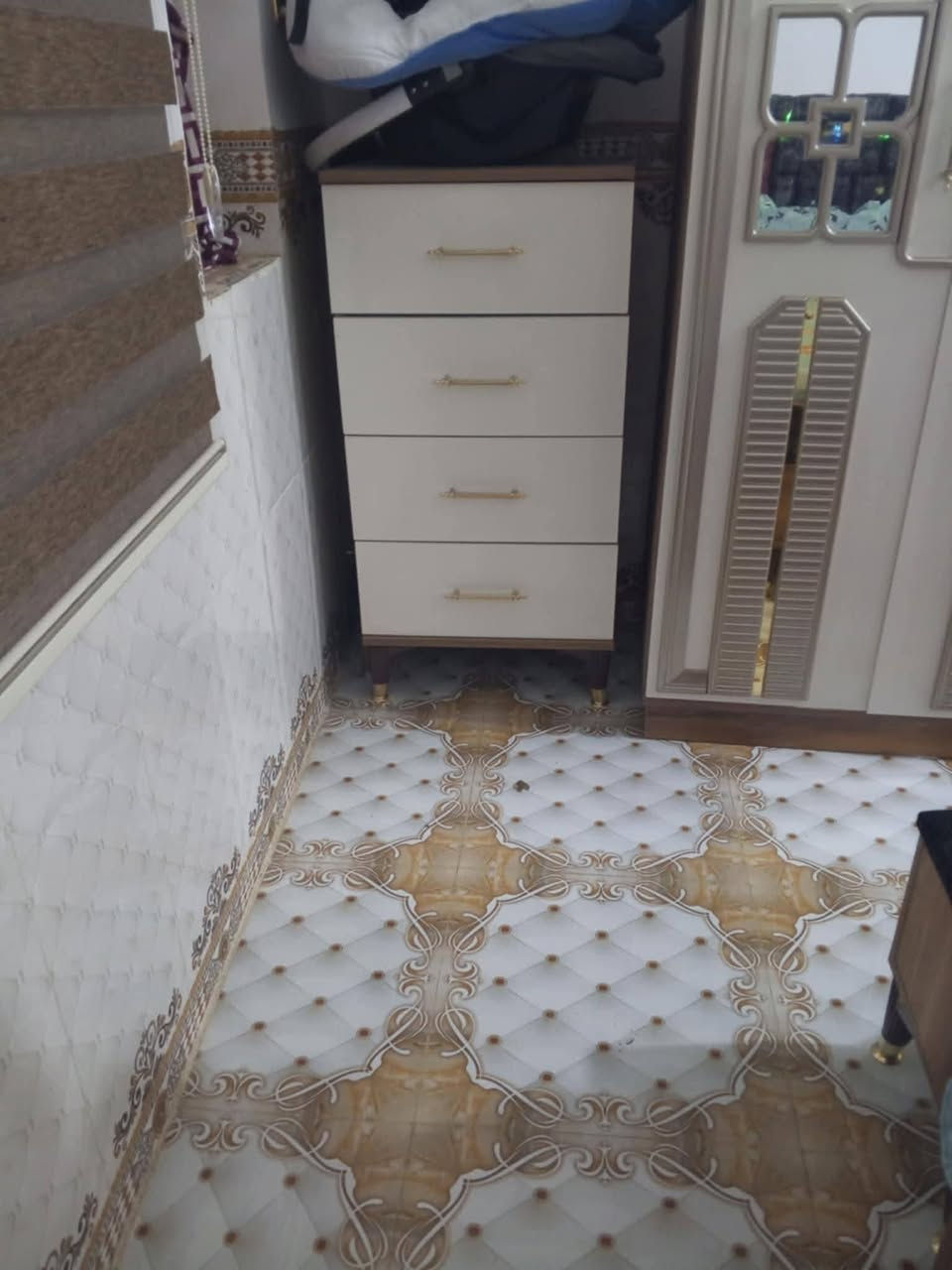 للبيع غرفه تركيه ٧٥٠ وبيه مجال متكونه من ٨ قطع


**إذا كنت صاحب هذا الإعلان وتريد حذفه لأي سبب، رجاءا أرسل رسالة إلى الدعم الفني**
