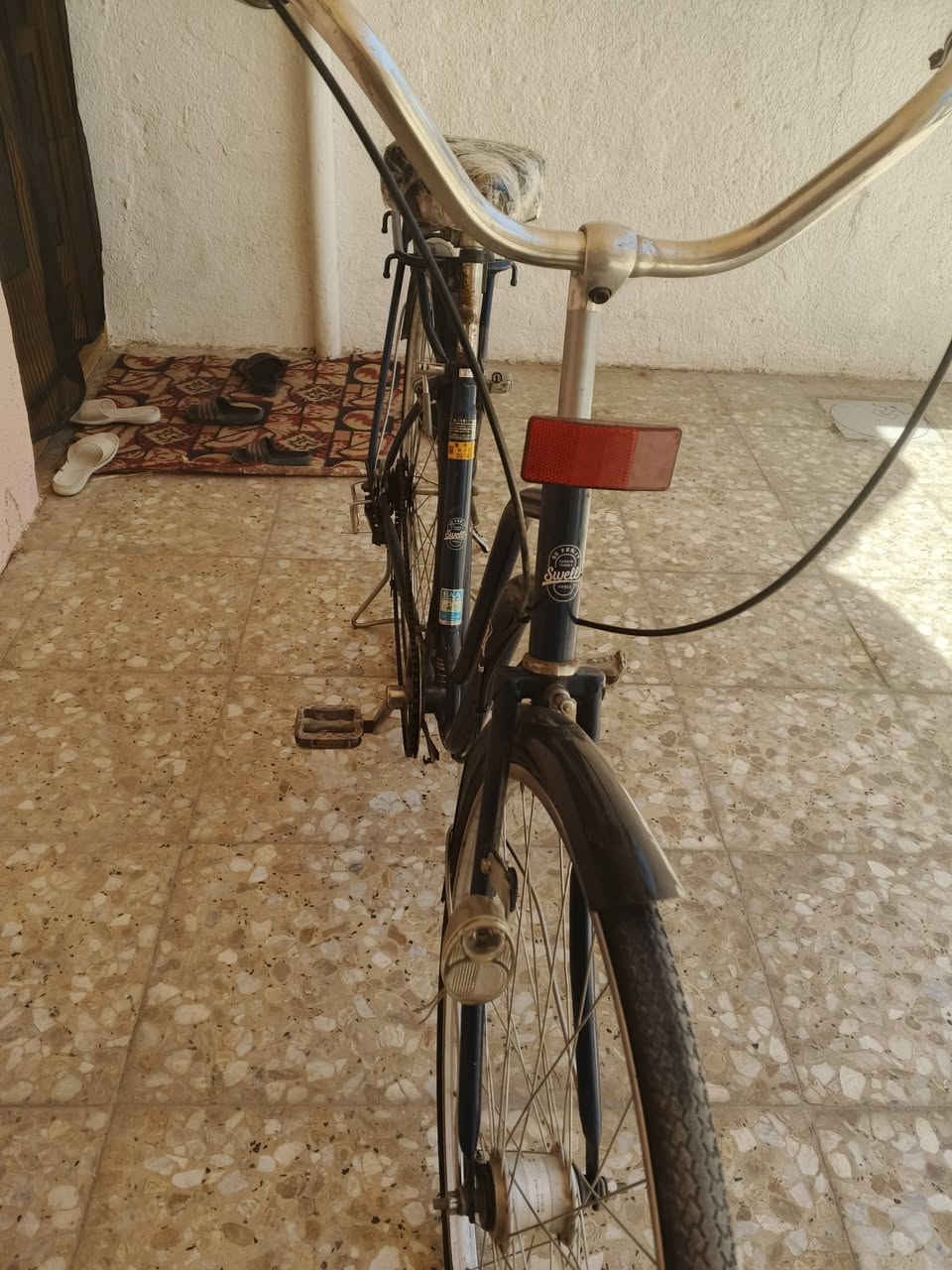 سلام عليكم 
بايسكل بناتي ياباني حجم 27 بلادي نظيف ياباني جديد كله كامل تايراته جدد وبريكات عقرب جديد بايسكل نظيف جديد 
بناتي بطه ياباني بلادي 
مكان بغداد الشعب 
سعر 85 وبي مجال للشراي  اتصل واتساب 
***********
