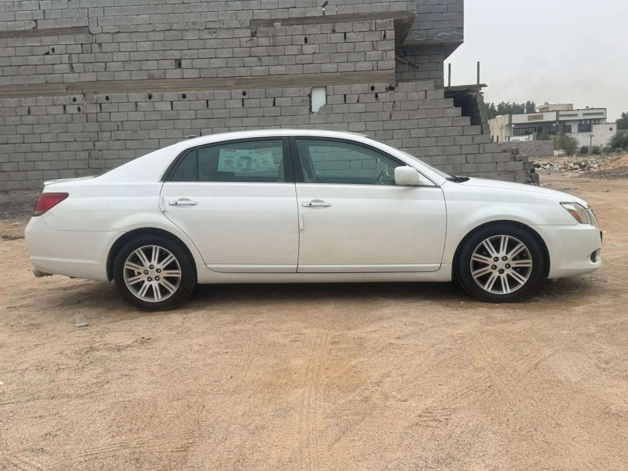 السلام عليكم للمراوس وللبيع حسب لقناعة أفلون 208خليجي سيارة بيه صبغ قطع بس ابيع حزام السيارة ربع ما تصرف عليه حداديه جديده مكينه وكير جدد تخم تاير وسيارة فول 1علا1لمتد رقم نكليزي جديد وشرط تحويل بعده هزته ما منتهيه السعر110 سيارة حلوه وجديده رقم***********
