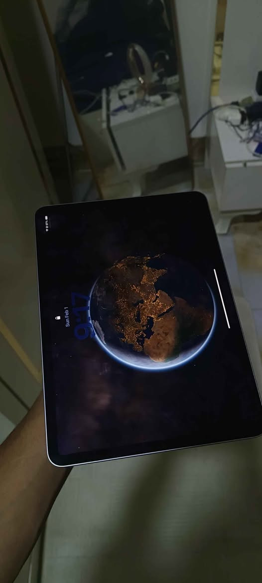 2022
🔹 الحجم: 11 إنش
🔹 الموديل: iPad Pro 2022
🔹 الذاكرة: 128GB
🔹 الحالة: نظيف جداً / استخدام شخصي
🔹 الشاشة والظهر : واضحة وما بيهن اي خدش 
🔹 اللون: Space Gray
🔹
💰 السعر: _850 الف وبي مجال __
📍 المكان: ___السماوة ___
📱 التواصل: ***********/***********
او راسلني ع الصفحة السماوا, المثنى
