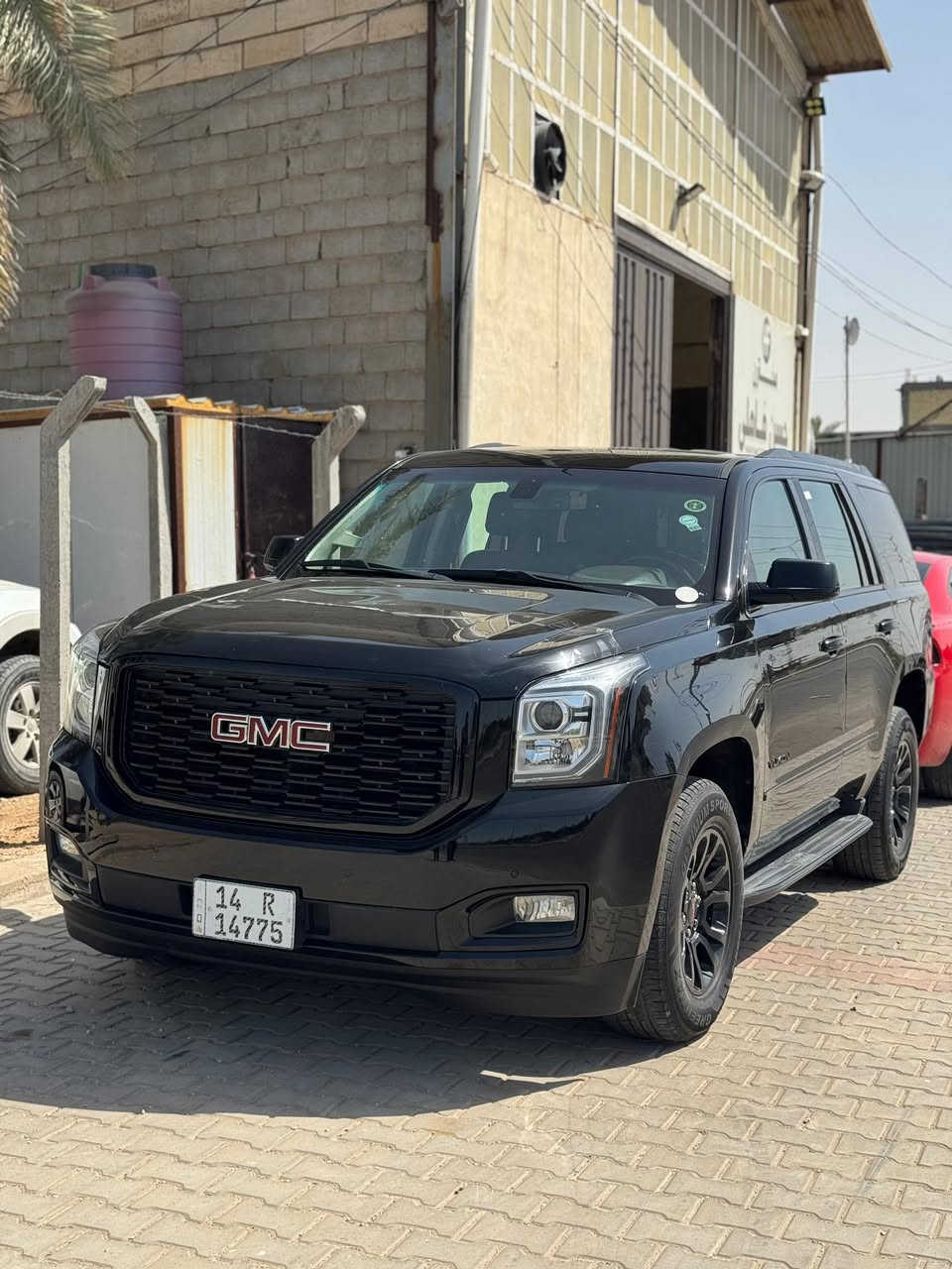 اللهم صلِّ على محمد وآل محمد

GMC يوكن 2018 خليجي
فئة SLE

• السيارة مغلّفة PPF أفلام حماية
• محرك 5300
• الممشى 146 ألف ميل
• السيارة كاملة من جميع النواحي:
تبريد، تدفئة، محرك، كير، وحدادية — جاهزة للاستخدام ولا تحتاج أي صرف

الملاحظات:
صار بيها طگة بسيطة بالبنيد فقط، وتم تعديلها بتقنية PDR
وتم رش خشم البنيد رش تجميلي بدون أي معجون

السعر: 335 ورقة �
للاستفسار الاتصال ‭0772 503 7655‬
