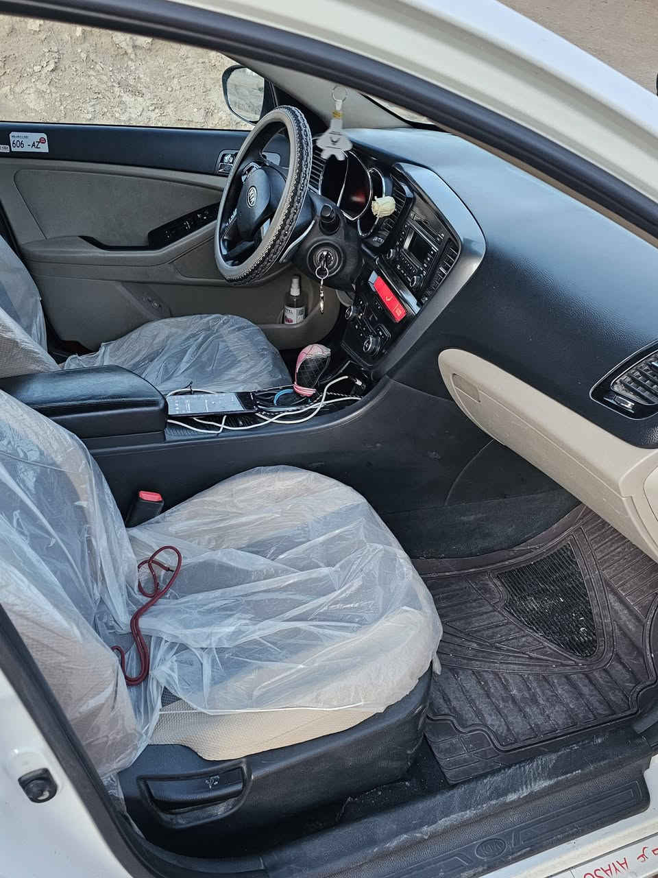 للبيع سيارة اوبتمه 2011 مكفوله كفاله عامه رقم سليمانيه محرك 2400 مكان واسط النعمانيه السعر 130 وبيها مجال للاستفسار ***********
