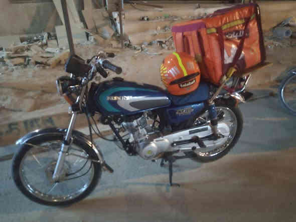 للبيع المحرك انتس مامفتوحه
دراجه جديده كلش اوراق السعر  950بيه مجال قليل 
المكان البصره الزبير ((***********))
