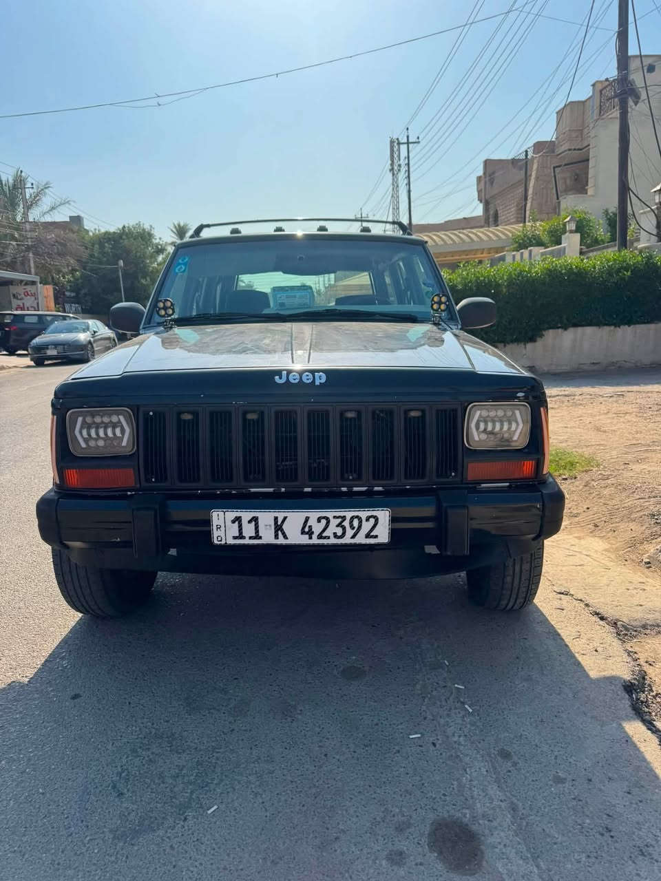 موديل ٩١مصبوغه عام  
كير ومكينه بلادي 
بيهه نواقص بسيطه 
رقم بغداد انكليزي
تبريد شغال
***********
مكان السياره بغدا حي الجامعه
السعر ٤٥ ورقه
