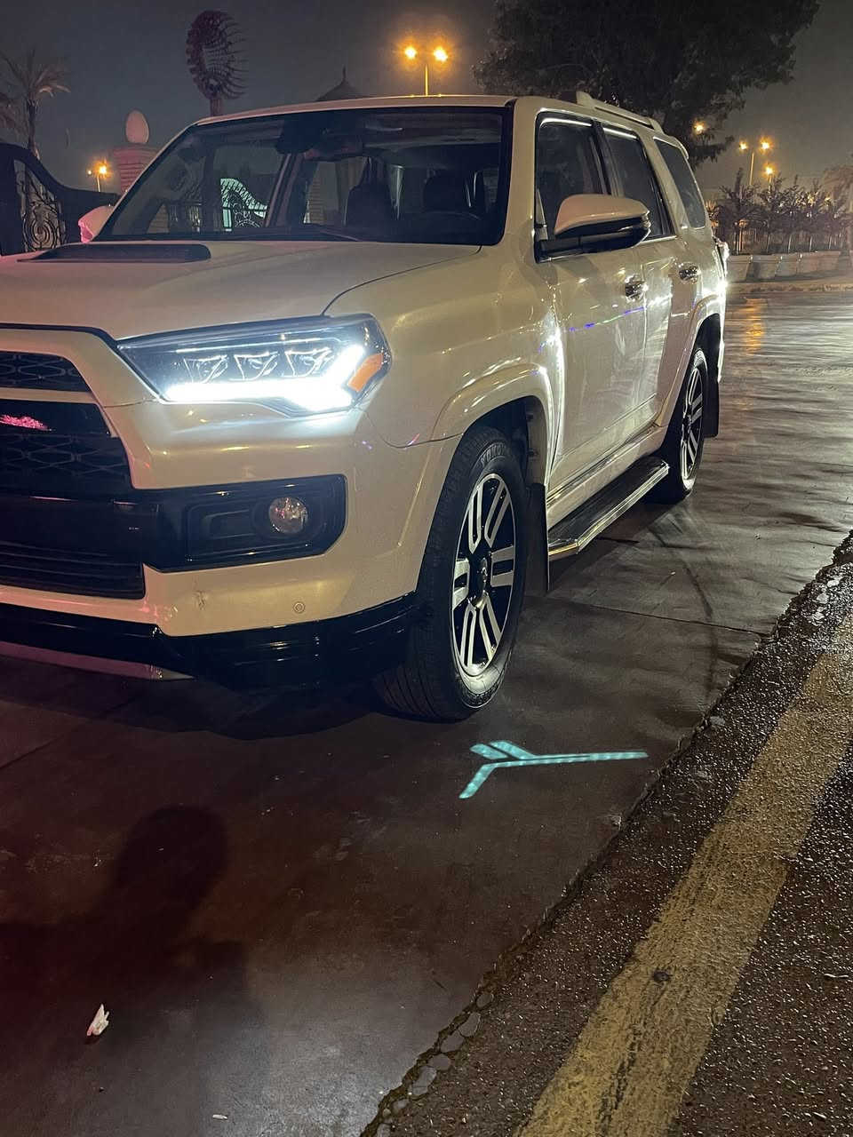 تويوتا فور رنر لمتد ٢٠٢٢
ابيض صدفي لؤلؤي

 ٧ راكب 

المواصفات :

—————-

تشغيل عن بعد

فتحة سقف

نظام التعليق ( X-REAS ) الرياضي المحسن

نظام التحكم النشط في الجر ( A - TRAC )

دبلات هايدروليك ( اللون الأحمر ) 

مصدر طاقة منزلي ١٢٠ فولت

حجم الإطار 20

٨ سماعات JBL 

محرك ٤٠٠٠ cc 

٦ سلندر

حساسات امامي خلفي

رادر امامي جانبي 

٥ كاميرات محيطية

تبريد مناخي منفصل 

كشنات تدفئة تبريد 

وضعيات مقعد سائق 

كشنات كهرباء

كشنات جلد 

كار بلي 

اندرويد اوتو

تحديد مسار

مانع انزلاق

مانع تصادم

مداخل يو اس بي امامي خلفي

تحكمات مري جانبية

مراية سايق اوتو

٥ جامات اوتو 

سبير ويل كب

ماشية ٥٣ الف

رقم بغداد بأسمي ( تحويل ثاني يوم )

تخم تايرات ودسكات جديدة 

باتري جديد

حادث موجود وياا الصور

مكاني بغداد المنصور

☑️ 

✅ السعر ٣٣٠ ورقة وبيها مجال حك الجية

للاستفسار اكثر يرجى التواصل عبر واتس أب أو الاتصال ***********
