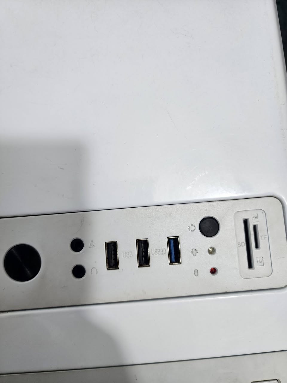 السلام عليكم
كيس فارغ مع مروحه وحده للبيع
الكيس نضيف مابي مشكله
*ملاحظة الكيس الظهر مالته مجلد ابيض مثل مواضح بالصور باقي مابي شي
السعر 25 الف
مكاني بغداد توصيل موجود


**إذا كنت صاحب هذا الإعلان وتريد حذفه لأي سبب، رجاءا أرسل رسالة إلى الدعم الفني**